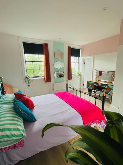 Colourful Apartment In Margate KENT Екстер'єр фото